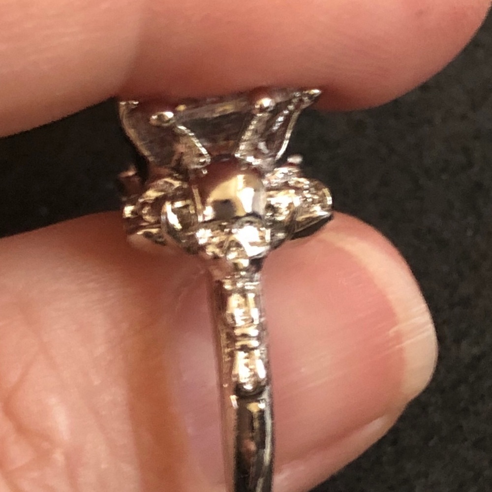 🔥 Skull and Rose .925 Sterling Gem Ring 🔥 - Picture 5 of 7